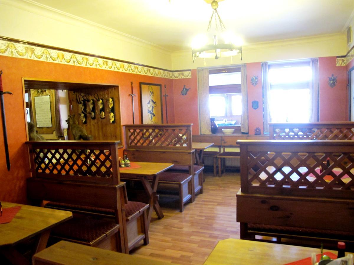 Hotel U Lisky Hostka  Luaran gambar