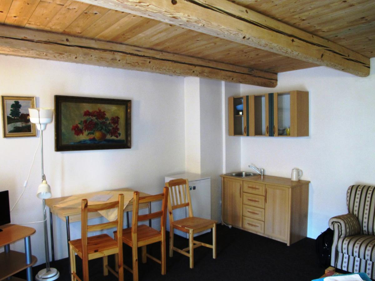 Hotel U Lisky Hostka  Luaran gambar