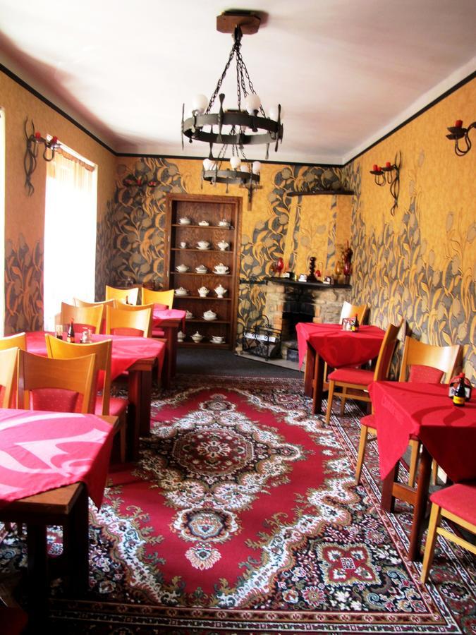 Hotel U Lisky Hostka  Luaran gambar
